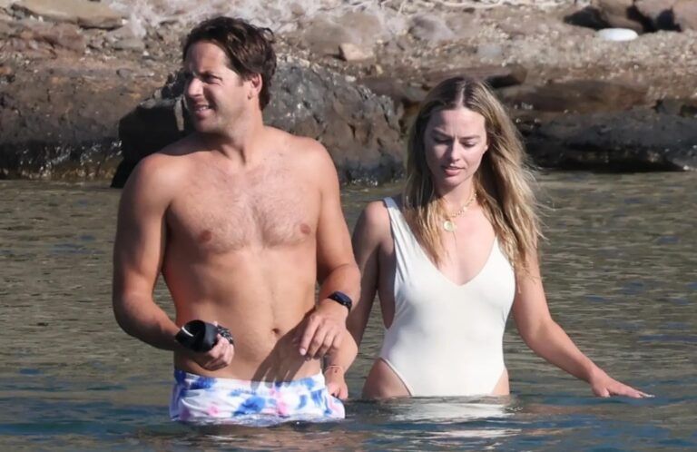 Margot Robbie y Tom Ackerley
