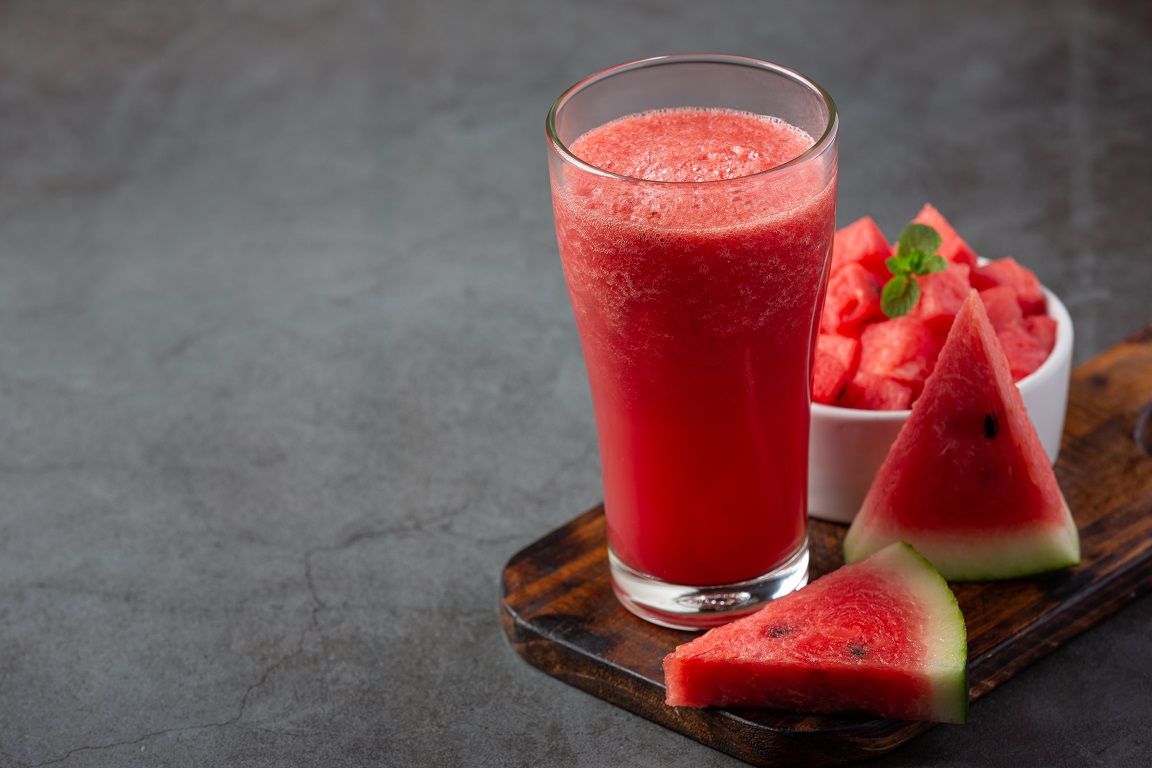 Los Sorprendentes Beneficios de la Sandía: Mucho Más que una Deliciosa Fruta de Verano Beneficios de la Sandía